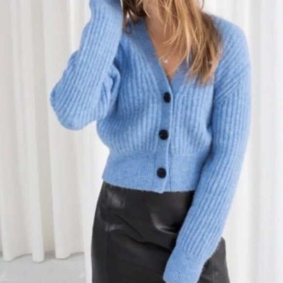 & Other Stories Sweaters - & Other Stories Wool Blend Alpaca Soft V-Neck Cardigan in Baby Blue Size XS